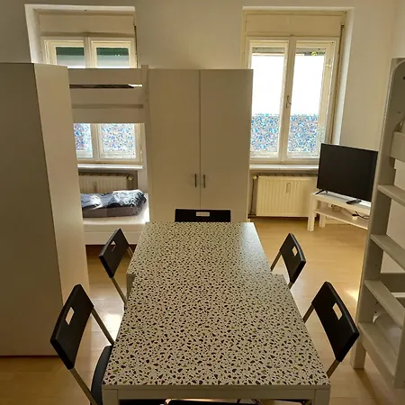 Moeblierte-wohnungen-graz-herbst Apartamento Graz